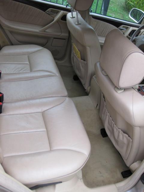 E320-Interior-15