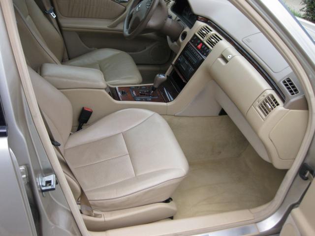 E320-Interior-17