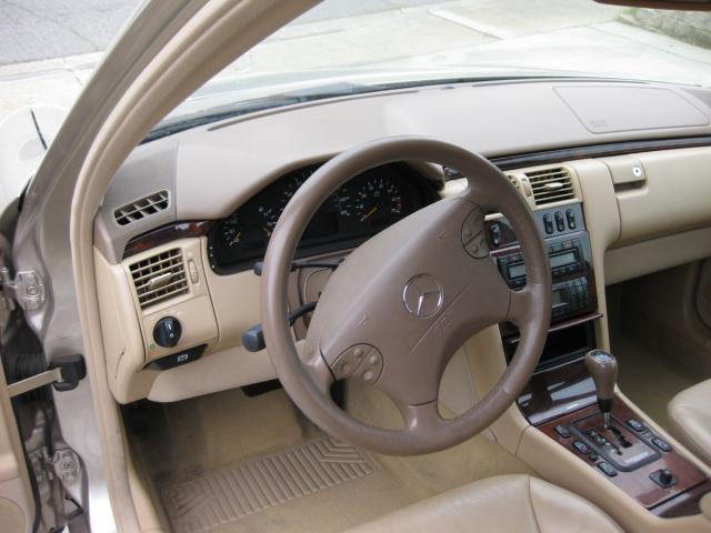 E320-Interior-25